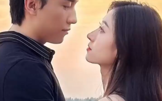 短剧《重生后我被总裁宠上天》全集免费观看